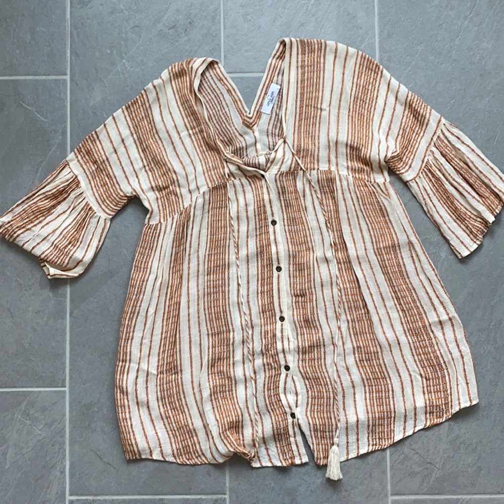 Carly Jean Los Angeles tunic